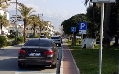 Marina di Massa parcheggio