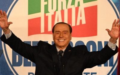 Berlusconi Napoli 21 maggio