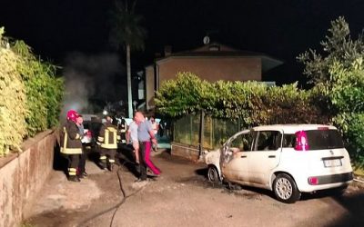 Massa incendiate auto Musetti