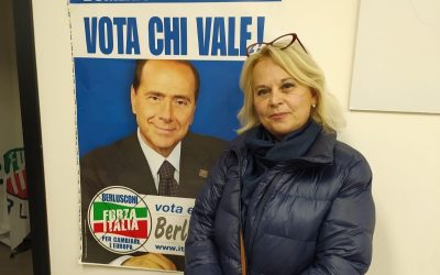 Sabrina di Milo Azzurro Donna Toscana